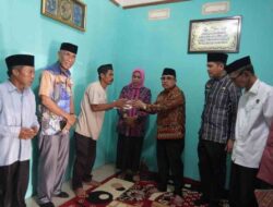 Bupati Majene Kunjungi Kediaman Almarhum Risal, Korban Kecelakaan Truk Sampah