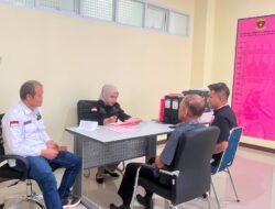 JPU Kejari Majene Resmi Terima Penyerahan Tahap II Tersangka Korupsi Perumda Majene