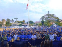 Bupati Majene Serahkan Perpanjangan Kontrak PPPK Penuh Waktu, Tekankan Disiplin dan Pelayanan Publik